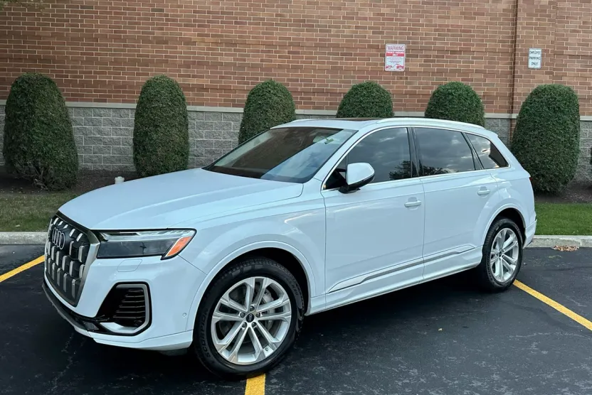 2025 Audi Q7 Premium Plus 55 photo 1