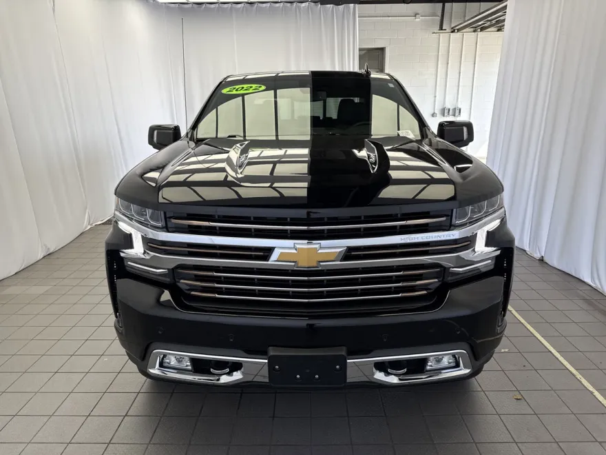 2022 Chevrolet Silverado 1500 High Country photo 1