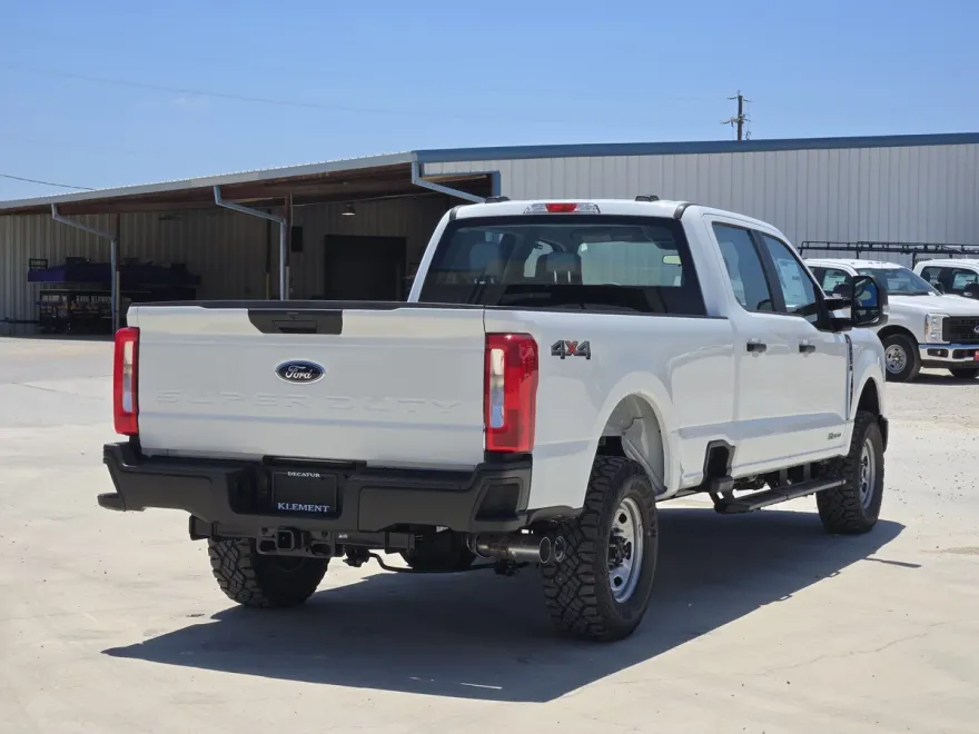 2025 Ford F-250 XL photo 1
