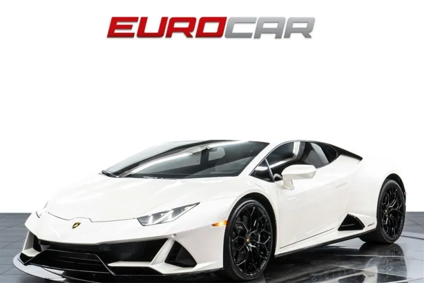 2022 Lamborghini Huracan Evo Base photo 1