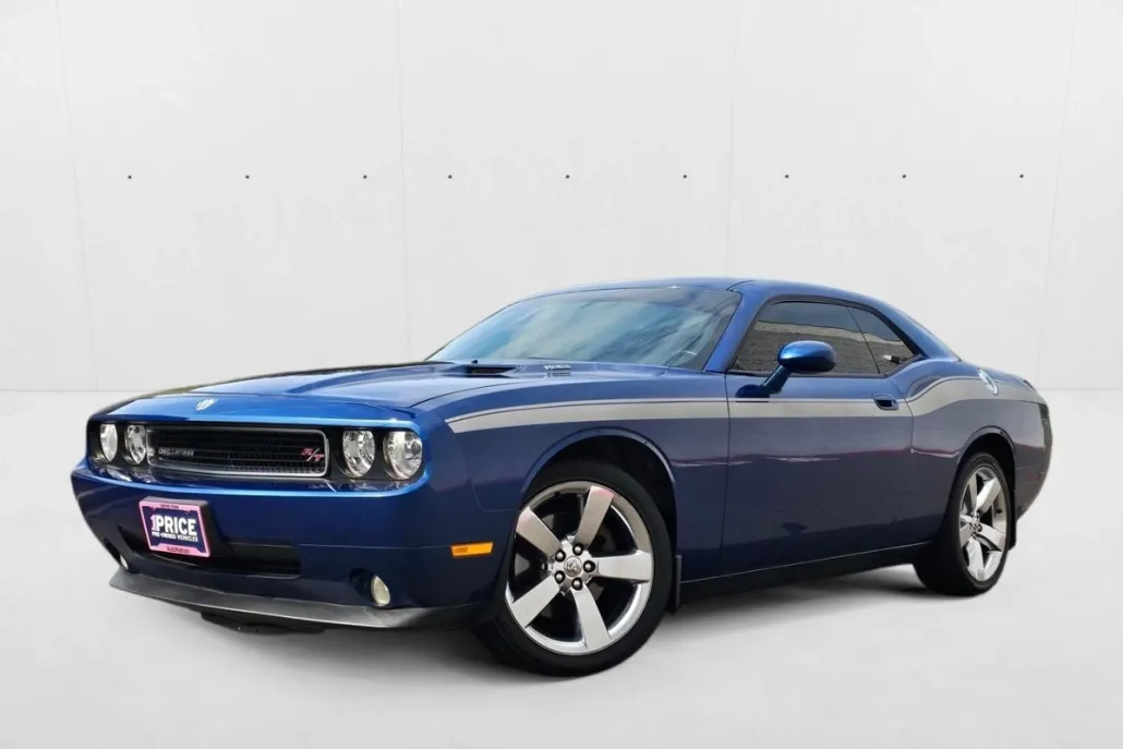 2010 Dodge Challenger R/T photo 1