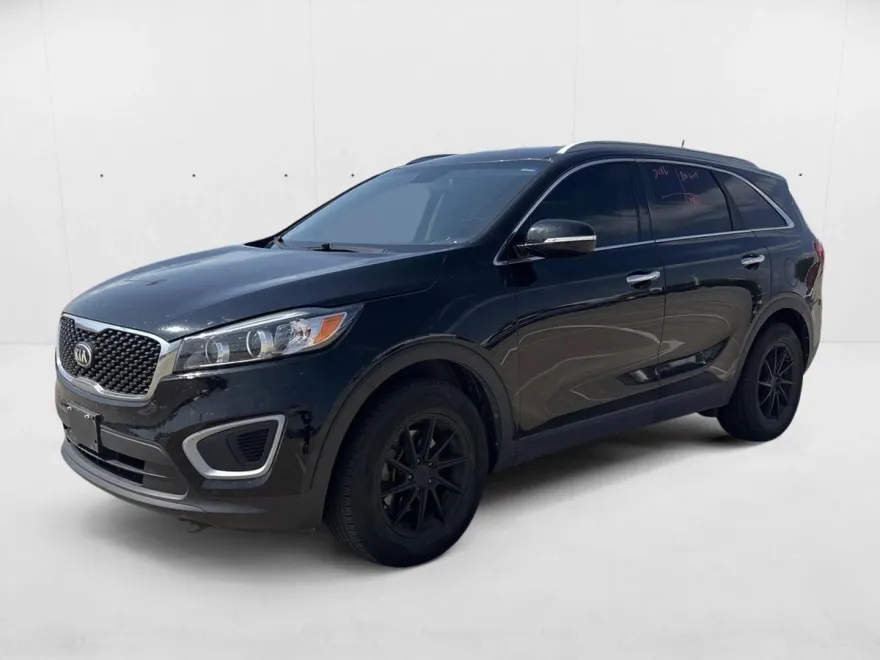 2016 Kia Sorento LX photo 1
