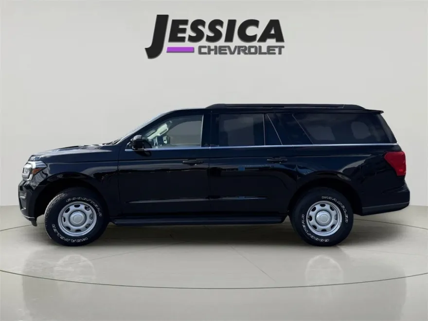 2023 Ford Expedition MAX XL photo 1