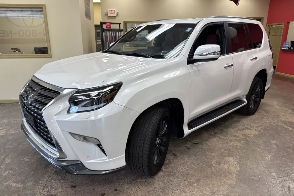 2023 Lexus GX 460 Premium photo 1