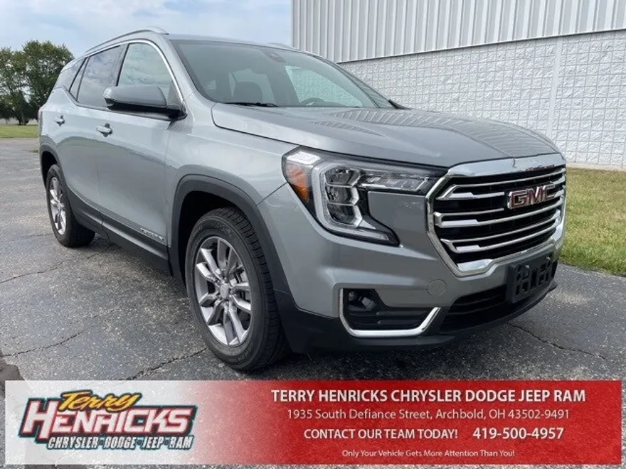 2024 Gmc Terrain SLT photo 1