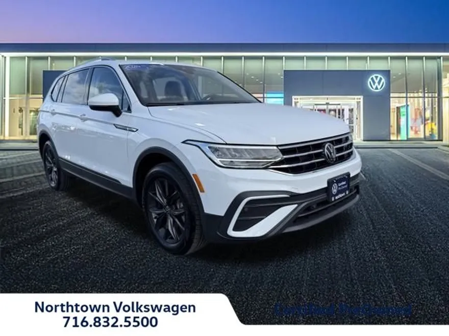 2024 Volkswagen Tiguan SE Wolfsburg Edition photo 1