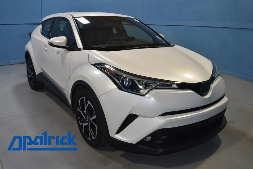 2019 Toyota C-HR Limited photo 1