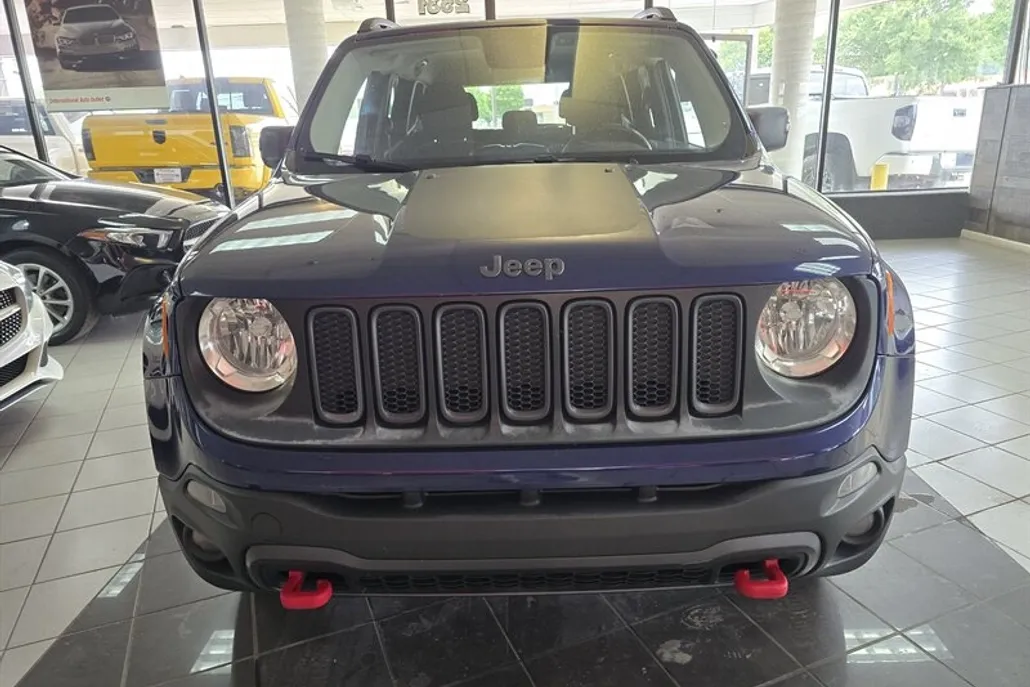 2016 Jeep Renegade Trailhawk photo 1