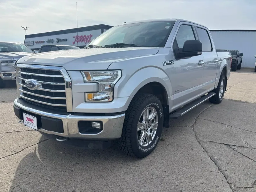 2016 Ford F-150 XLT photo 1