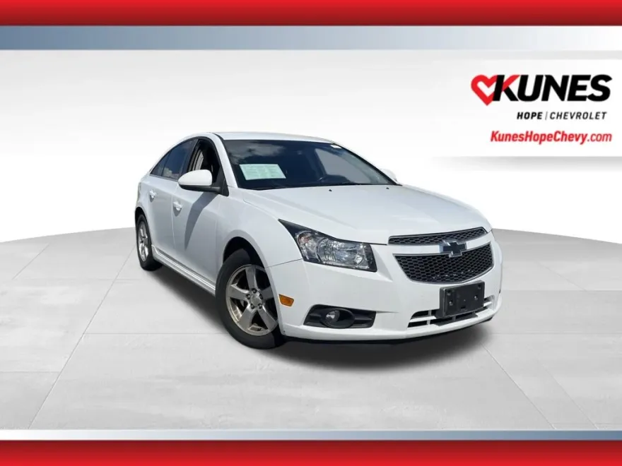 2014 Chevrolet Cruze photo 1