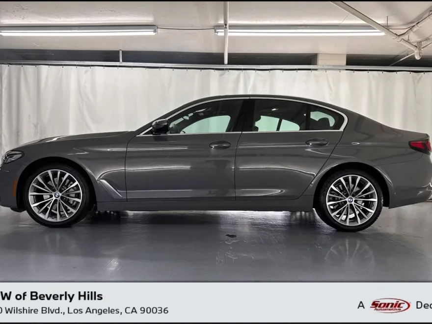 2022 Bmw 530i photo 1