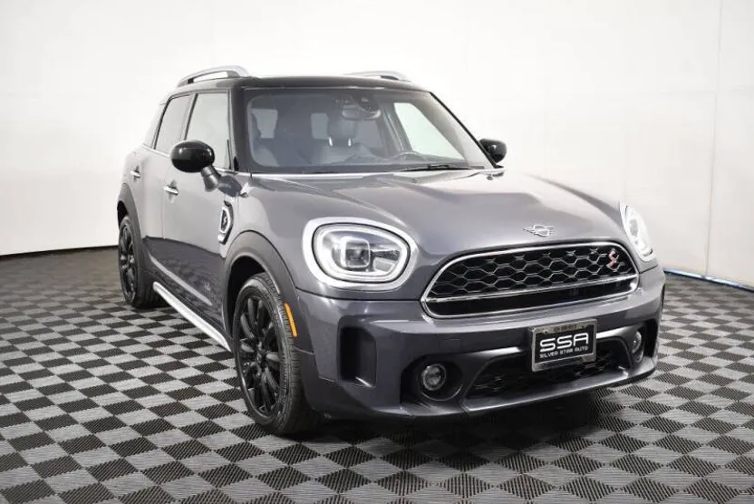 2021 Mini Countryman S ALL4 photo 1