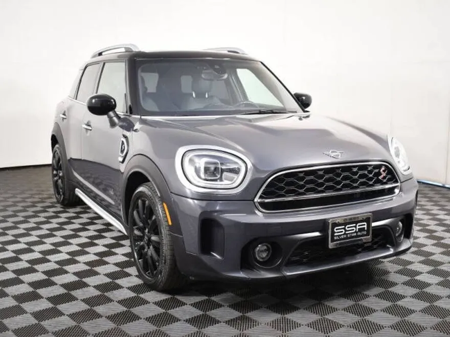 2021 Mini Countryman S ALL4 photo 1