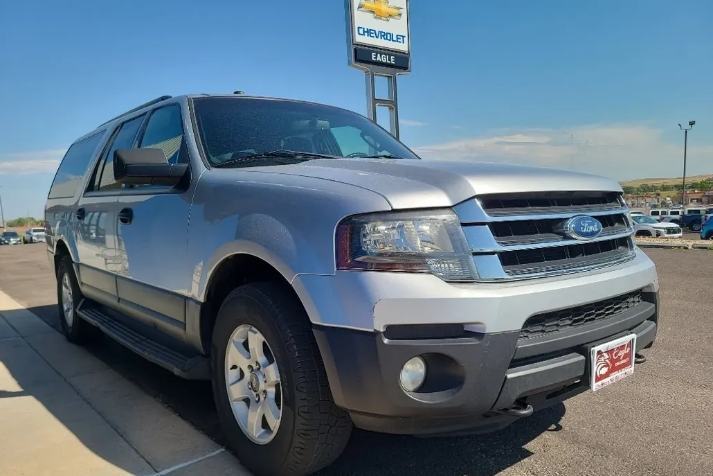 2017 Ford Expedition EL XL photo 1