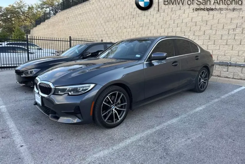 2022 Bmw 330i photo 1