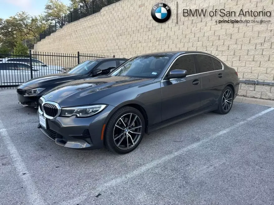 2022 Bmw 330i photo 1