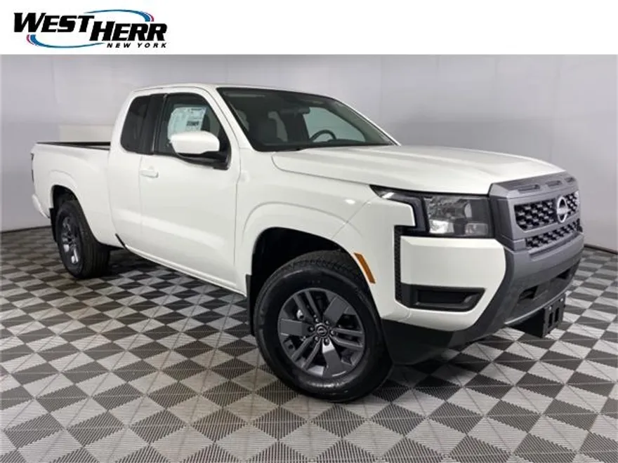 2025 Nissan Frontier SV photo 1