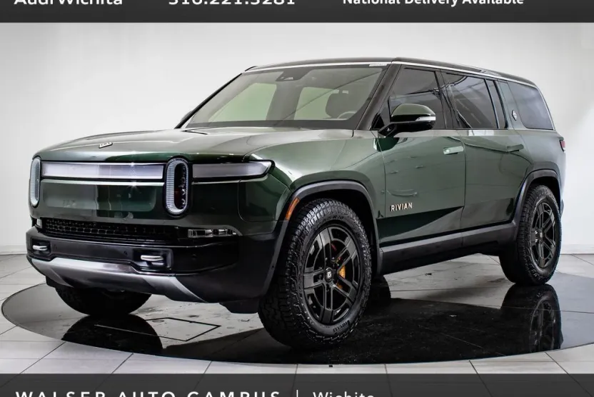 2023 Rivian R1S Adventure photo 1