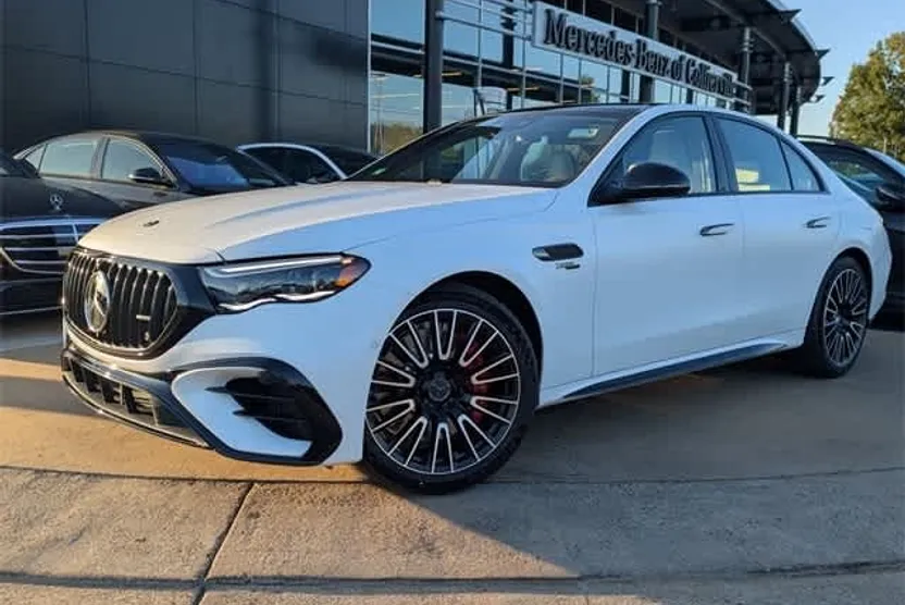 2026 Mercedes Benz E AMG 53 photo 1