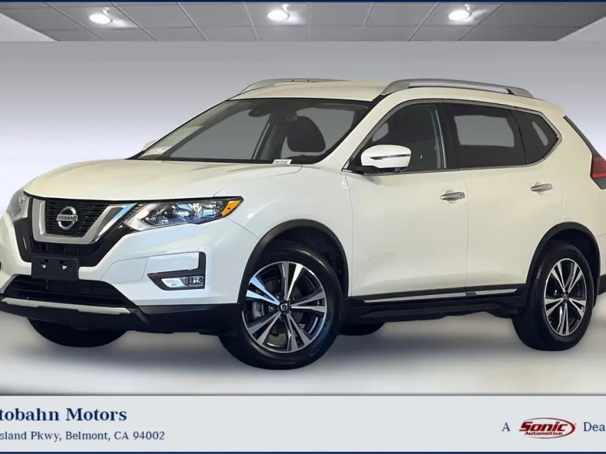 2017 Nissan Rogue SL photo 1