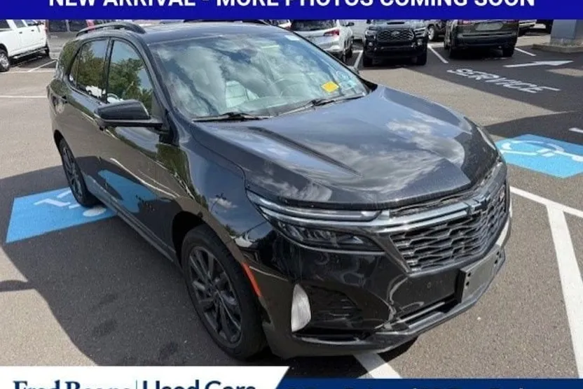 2022 Chevrolet Equinox RS photo 1