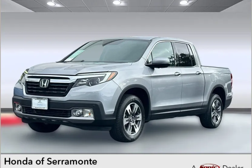 2017 Honda Ridgeline RTL-E photo 1