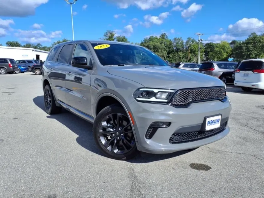 2022 Dodge Durango SXT photo 1