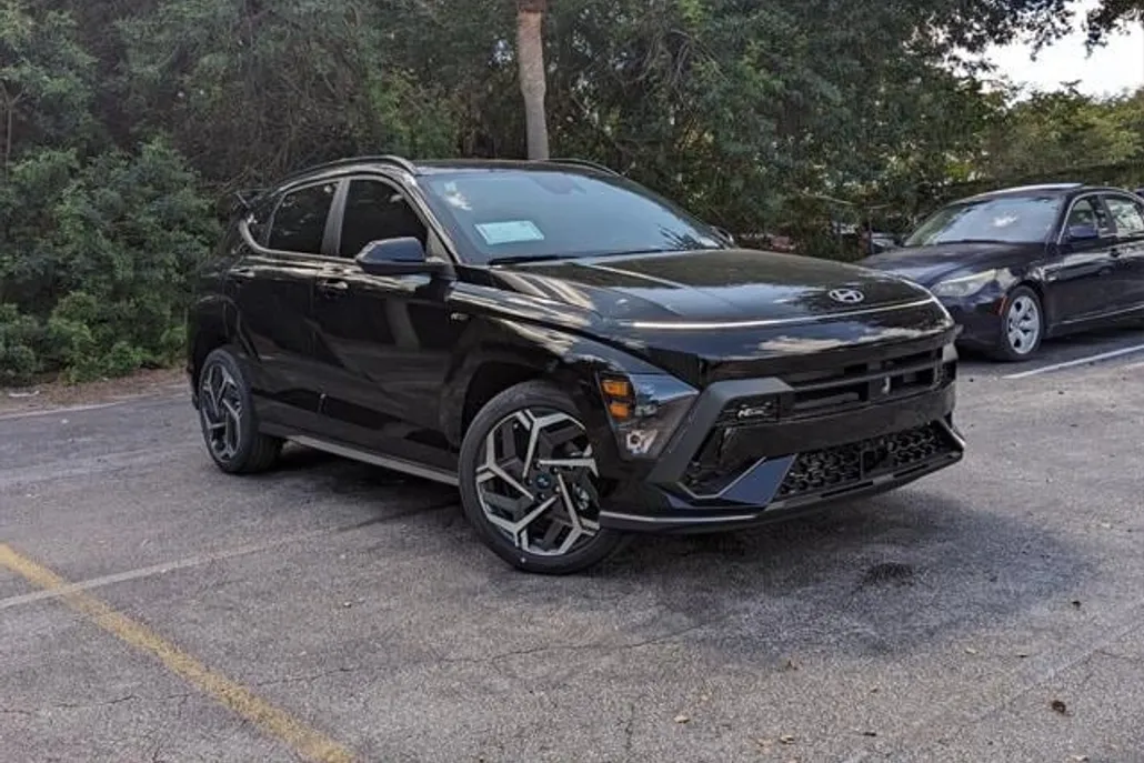 2024 Hyundai Kona N Line photo 1