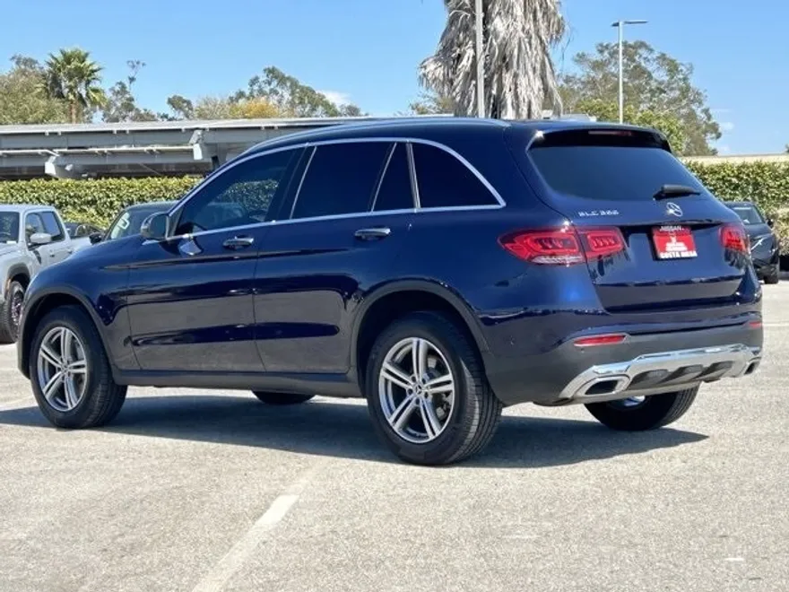 2022 Mercedes Benz GLC 300 photo 1