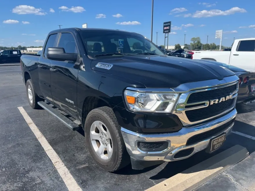 2019 Ram 1500 Tradesman photo 1
