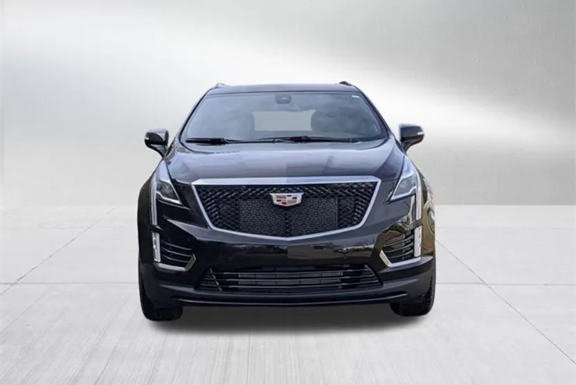 2025 Cadillac XT5 Sport photo 1