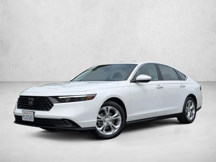 2024 Honda Accord LX photo 1