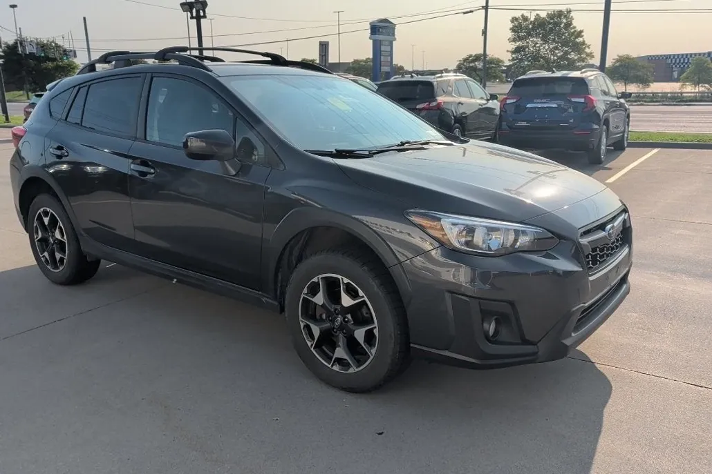 2019 Subaru Crosstrek 2.0i Premium photo 1