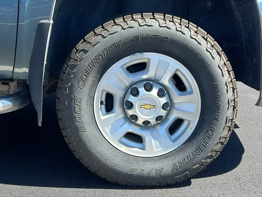 2010 Chevrolet Silverado 3500HD LTZ photo 1