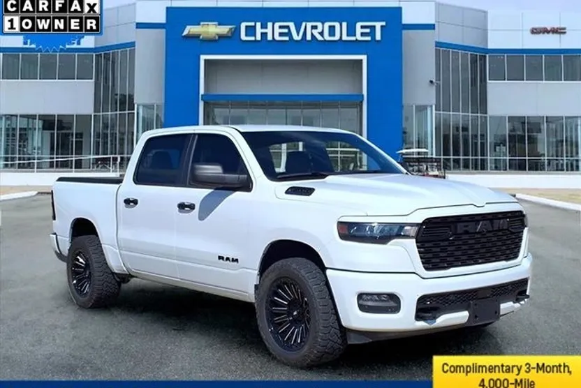 2025 Ram 1500 Tradesman photo 1