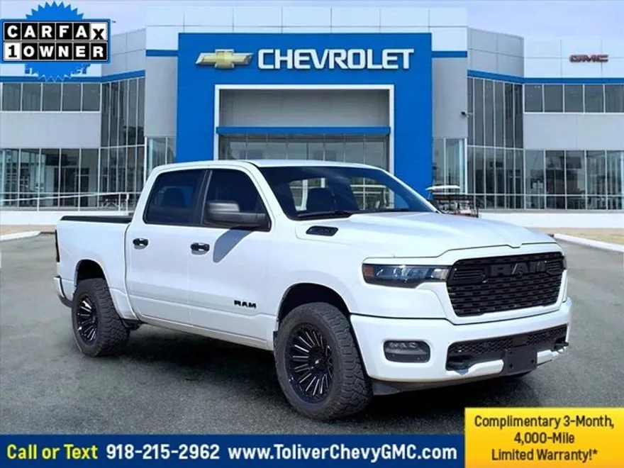2025 Ram 1500 Tradesman photo 1
