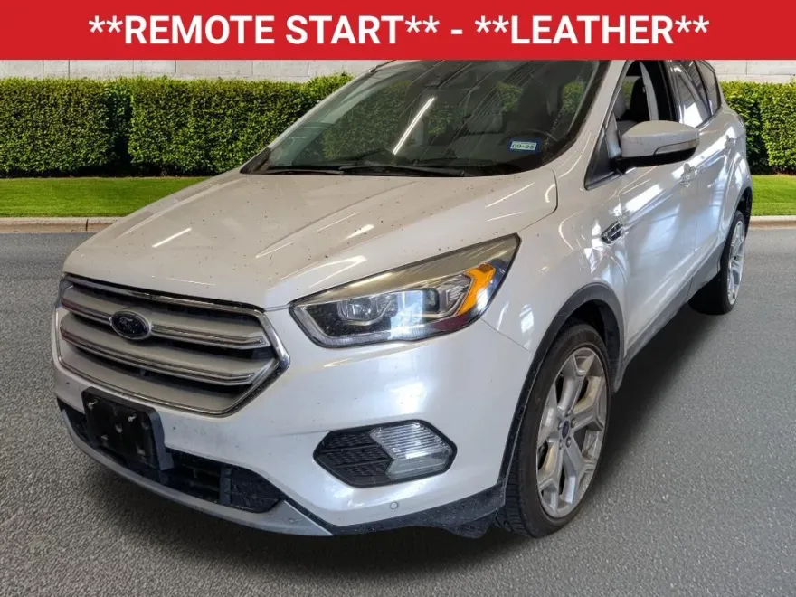 2019 Ford Escape Titanium photo 1