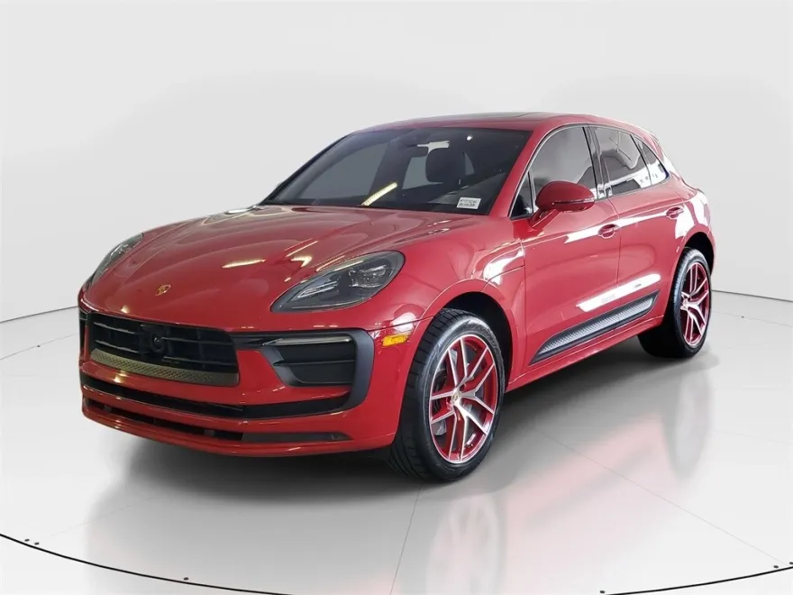 2023 Porsche Macan Base photo 1