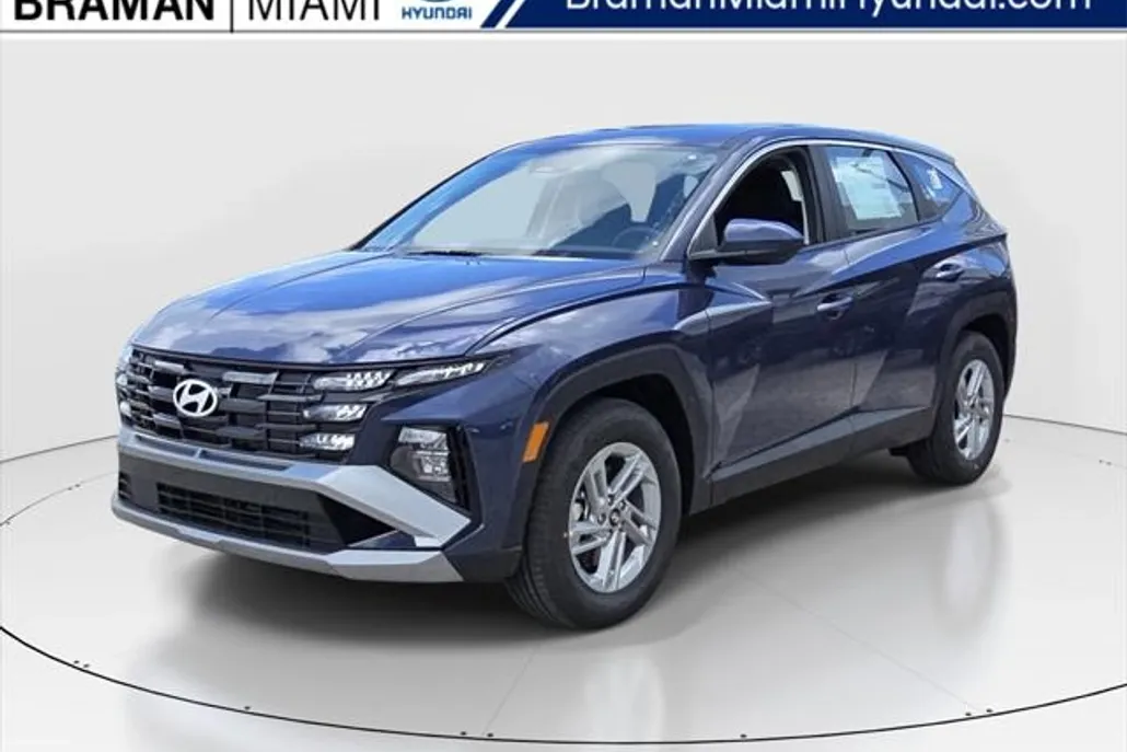 2025 Hyundai Tucson SE photo 1