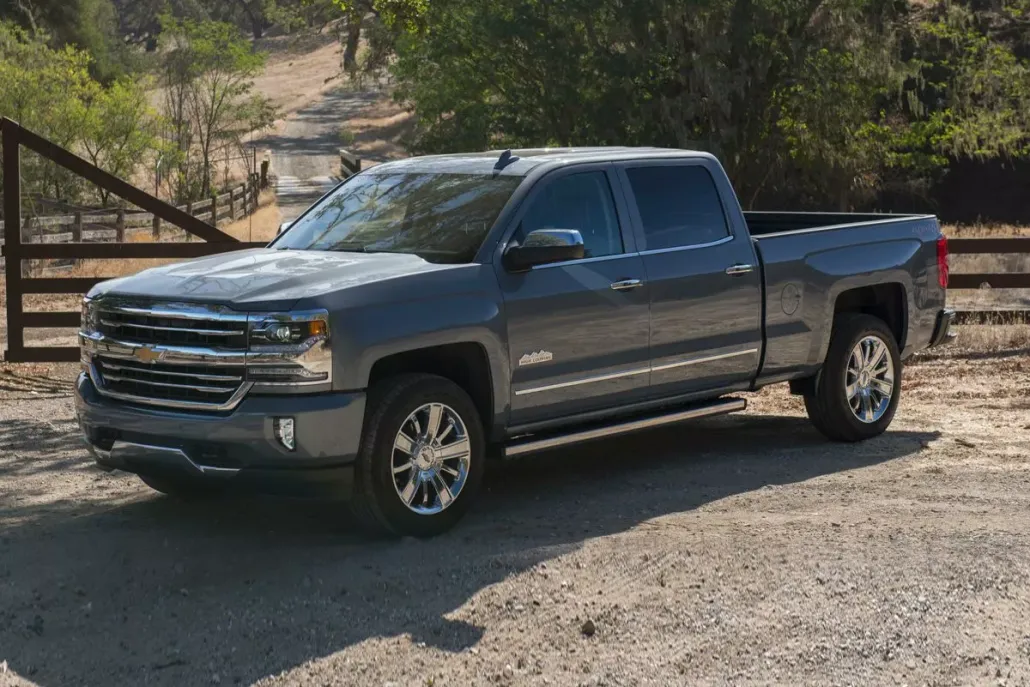 2018 Chevrolet Silverado 1500 High Country photo 1