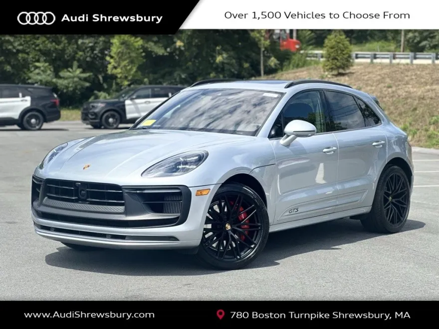 2024 Porsche Macan GTS photo 1