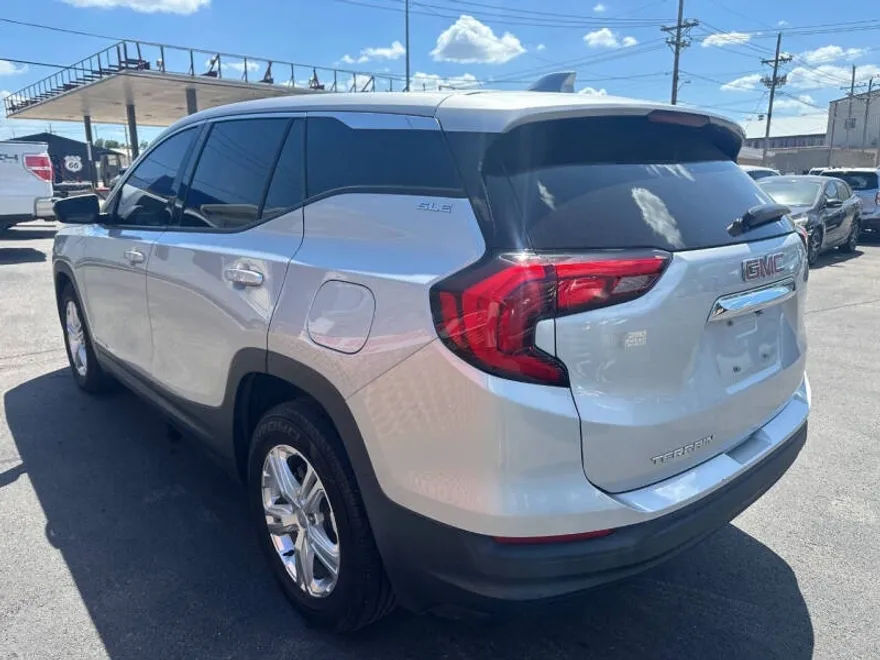 2020 Gmc Terrain SLE photo 1