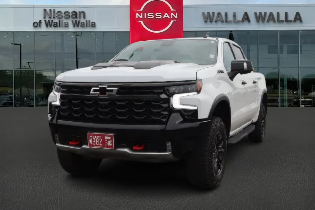 2023 Chevrolet Silverado 1500 ZR2 photo 1