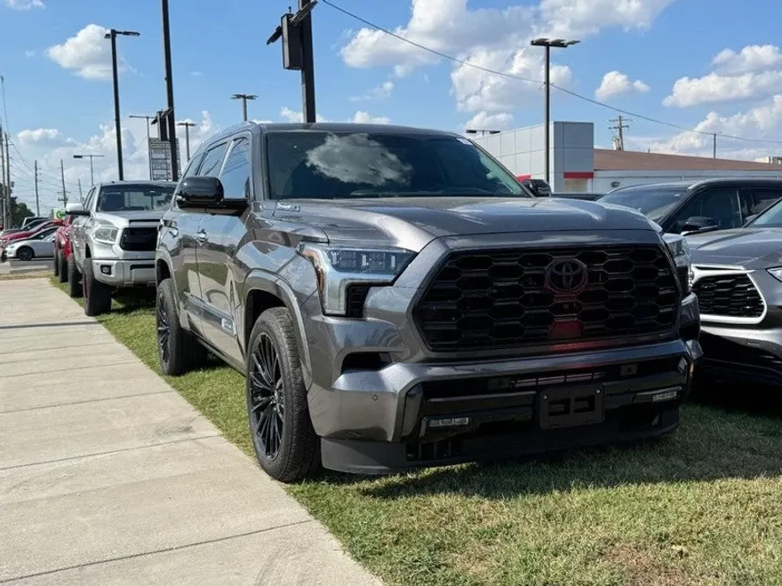 2024 Toyota Sequoia photo 1