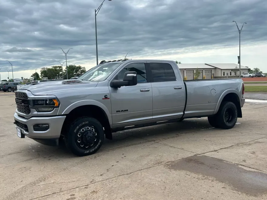 2023 Ram 3500 Limited photo 1