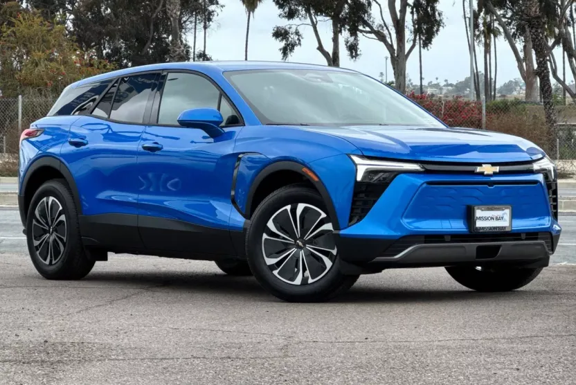 2025 Chevrolet Blazer EV photo 1