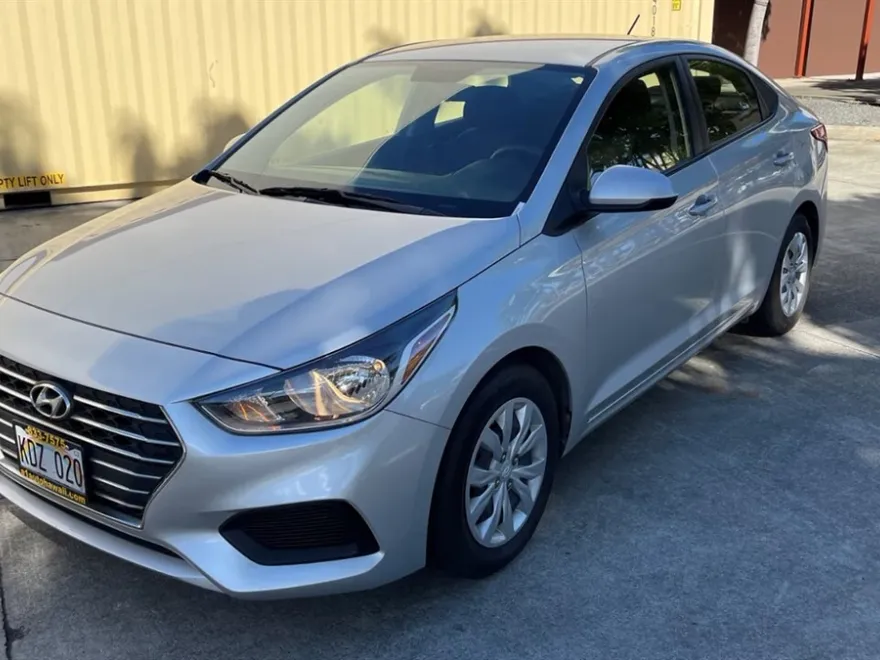 2020 Hyundai Accent SEL photo 1