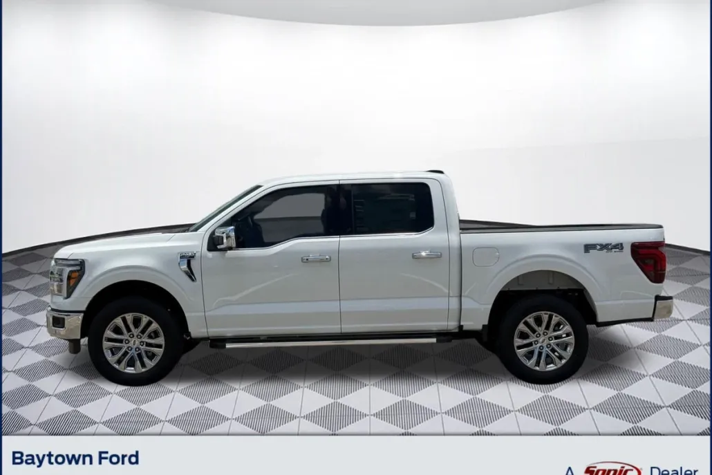 2025 Ford F-150 Lariat photo 1