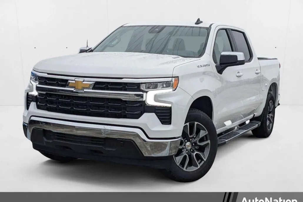 2025 Chevrolet Silverado 1500 LT photo 1