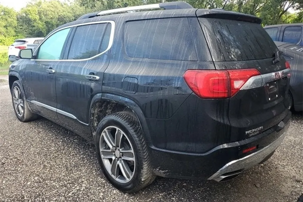 2019 Gmc Acadia Denali photo 1